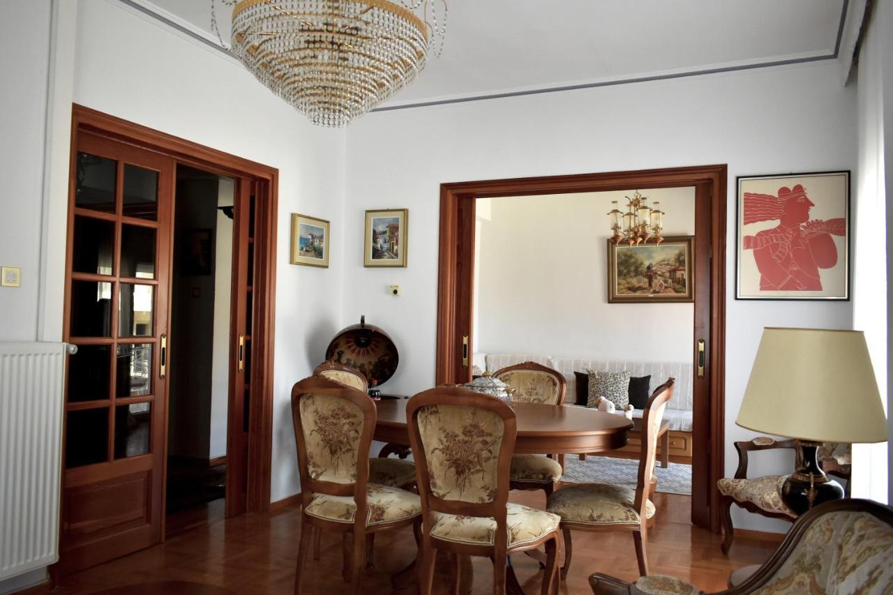 Κεντρικό Και Ευρύχωρο Οροφοδιαμέρισμα Castória Exterior foto